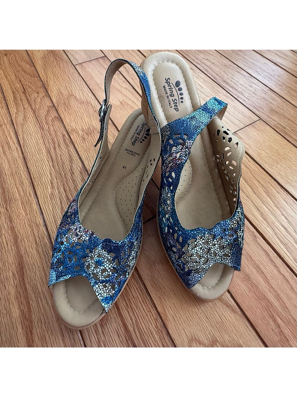 Spring Step Laser Cut Blue Multi Print Leather Slingback Wedge Sandals Size 10